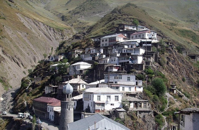 Селение Рутул в горах Кавказа