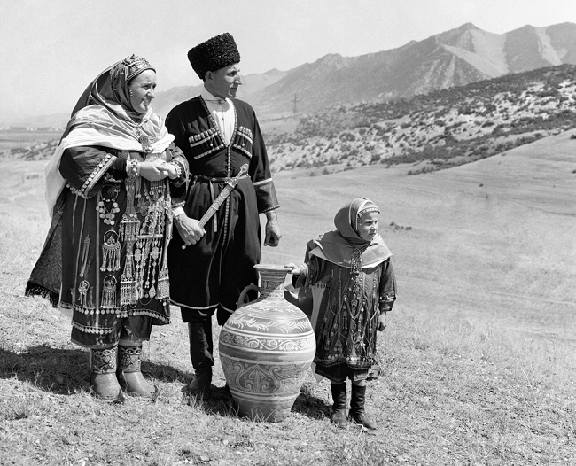 Лакцы – это малочисленный народ, проживающий в Дагестане